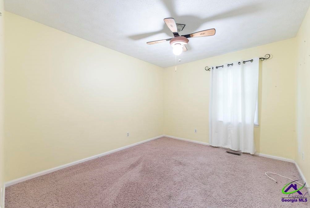 304 Belmont Dr, Warner Robins GA  31088-5546 exterior
