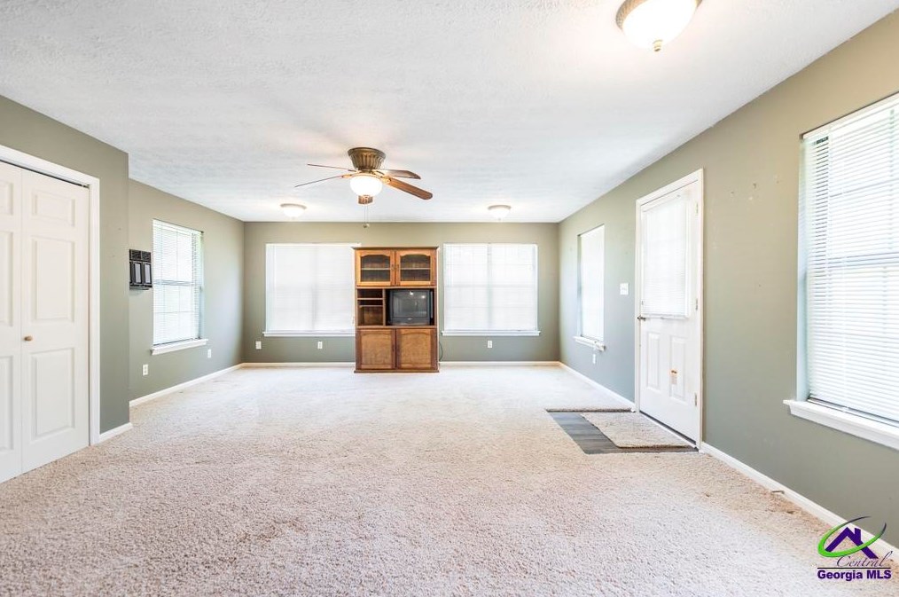 304 Belmont Dr, Warner Robins GA  31088-5546 exterior