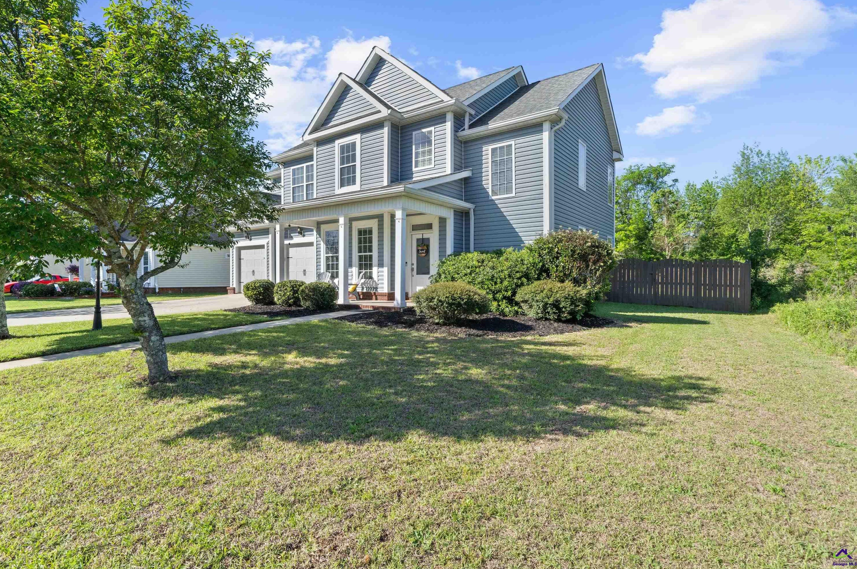 113 Meyers Lake Dr, Warner Robins GA  31088-2109 exterior