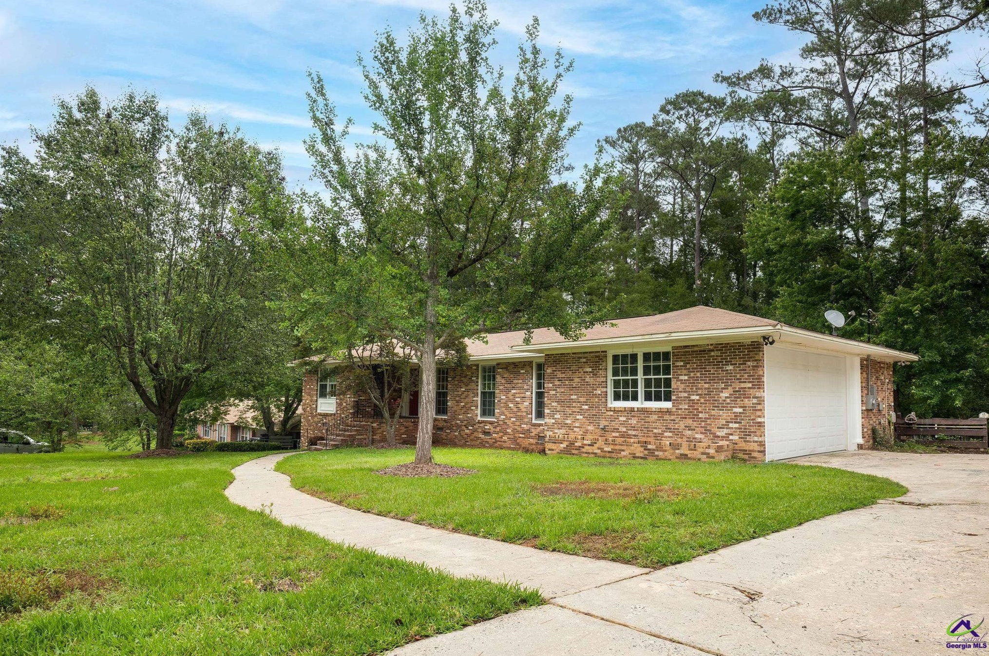 1217 Marlowe Dr, Macon GA  31210-3107 exterior