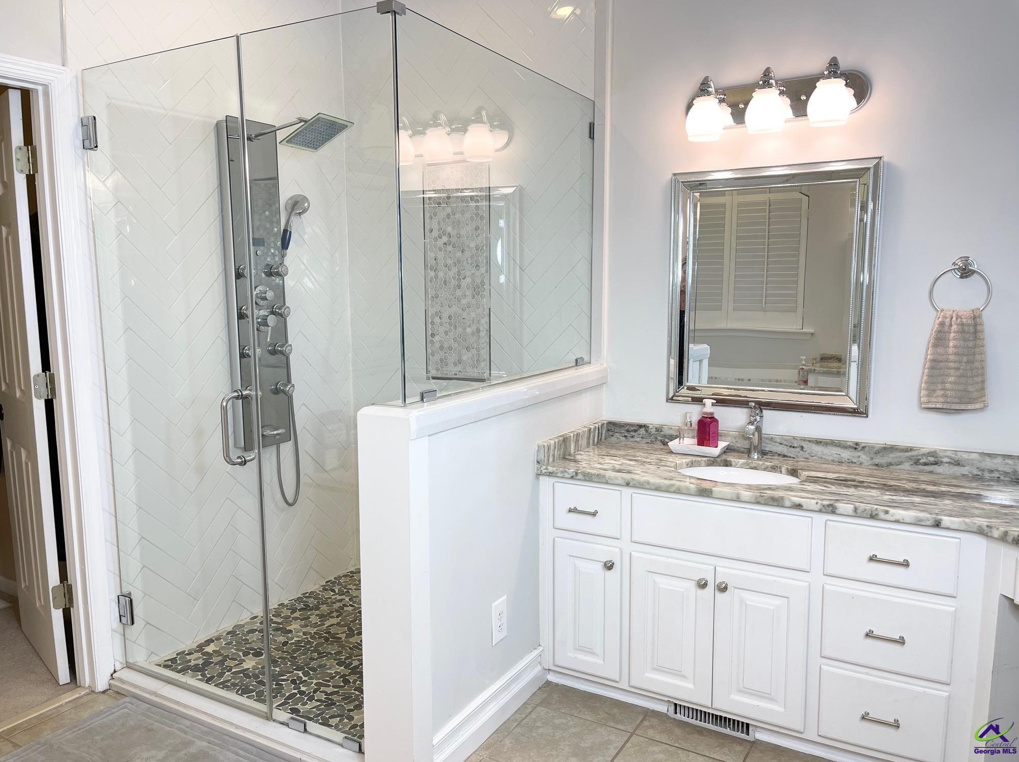 109 Timberlane Ave, Warner Robins GA  31088-2020 exterior