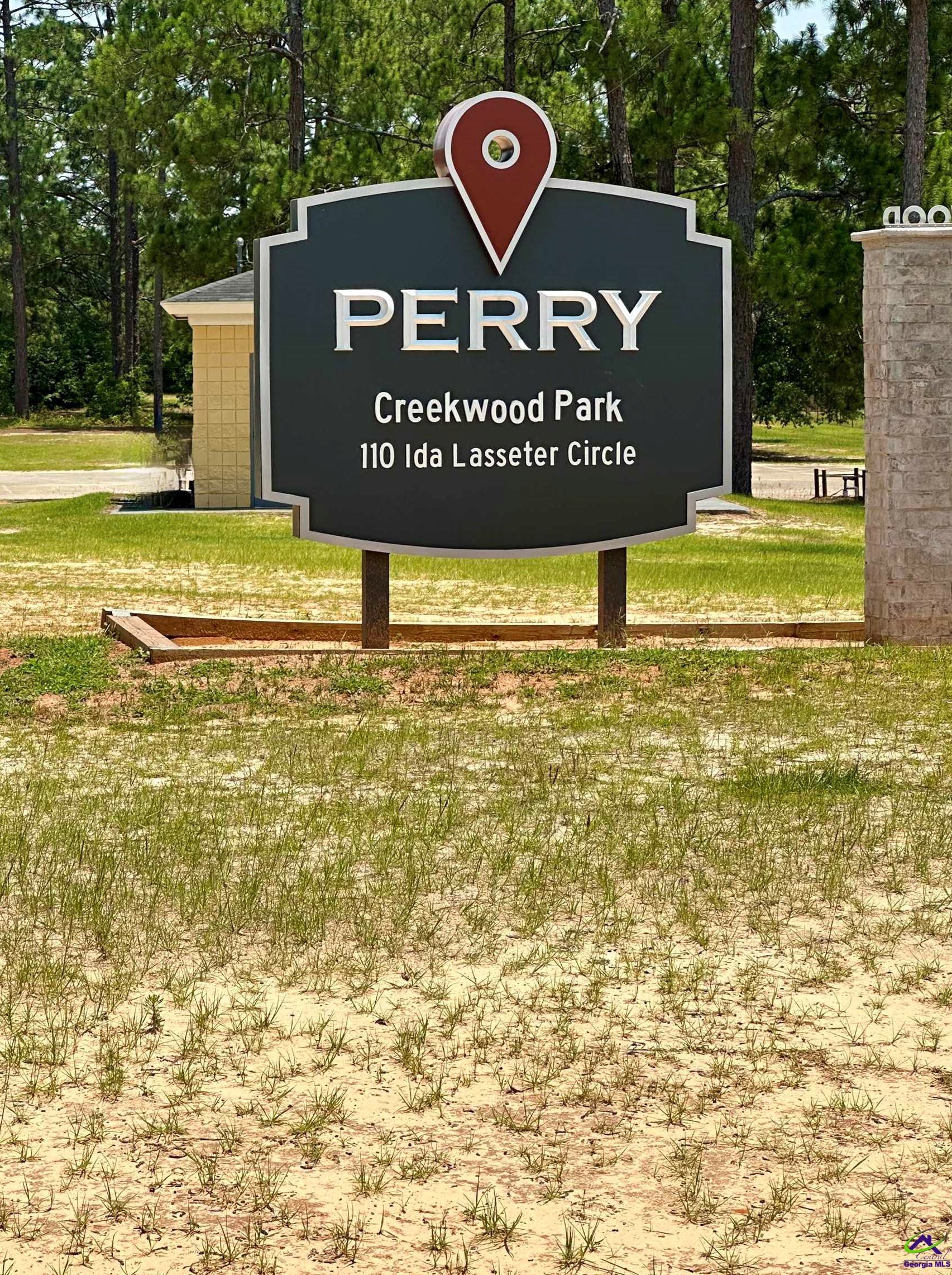 210 Hill Ln, Perry GA  31069-5182 exterior