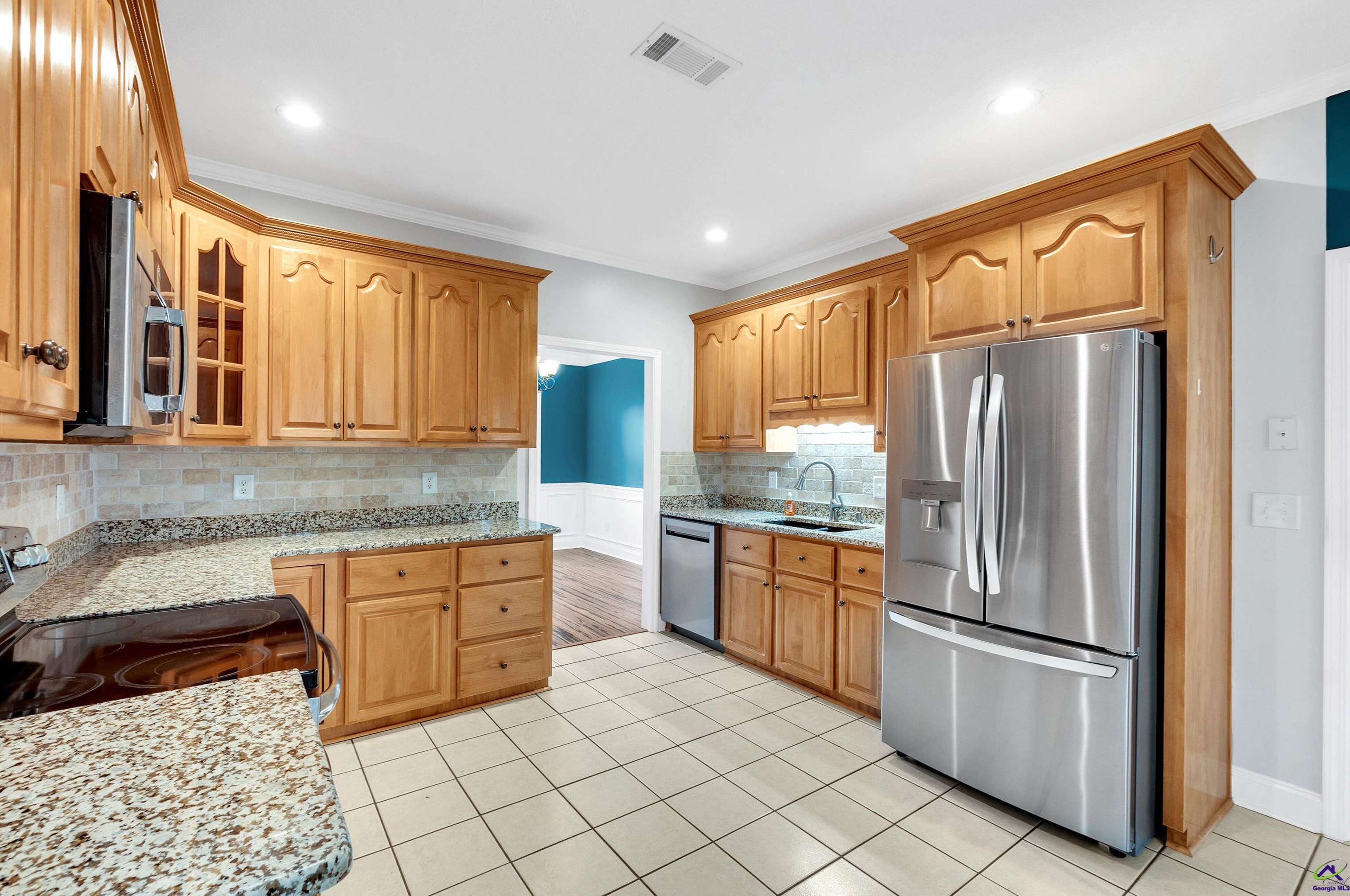 718 Bay Laurel Cir, Warner Robins GA  31088-2953 exterior