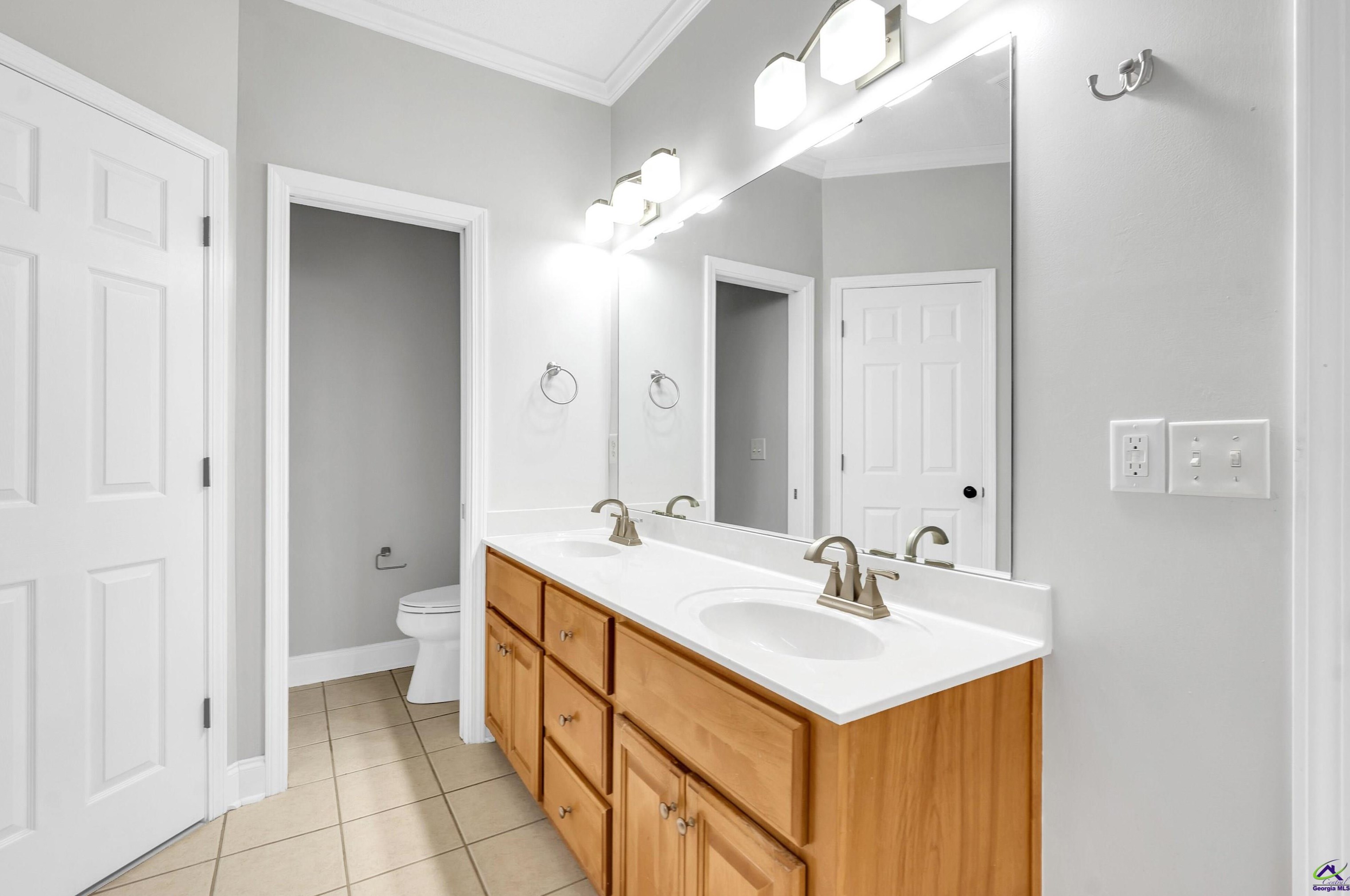 718 Bay Laurel Cir, Warner Robins GA  31088-2953 exterior