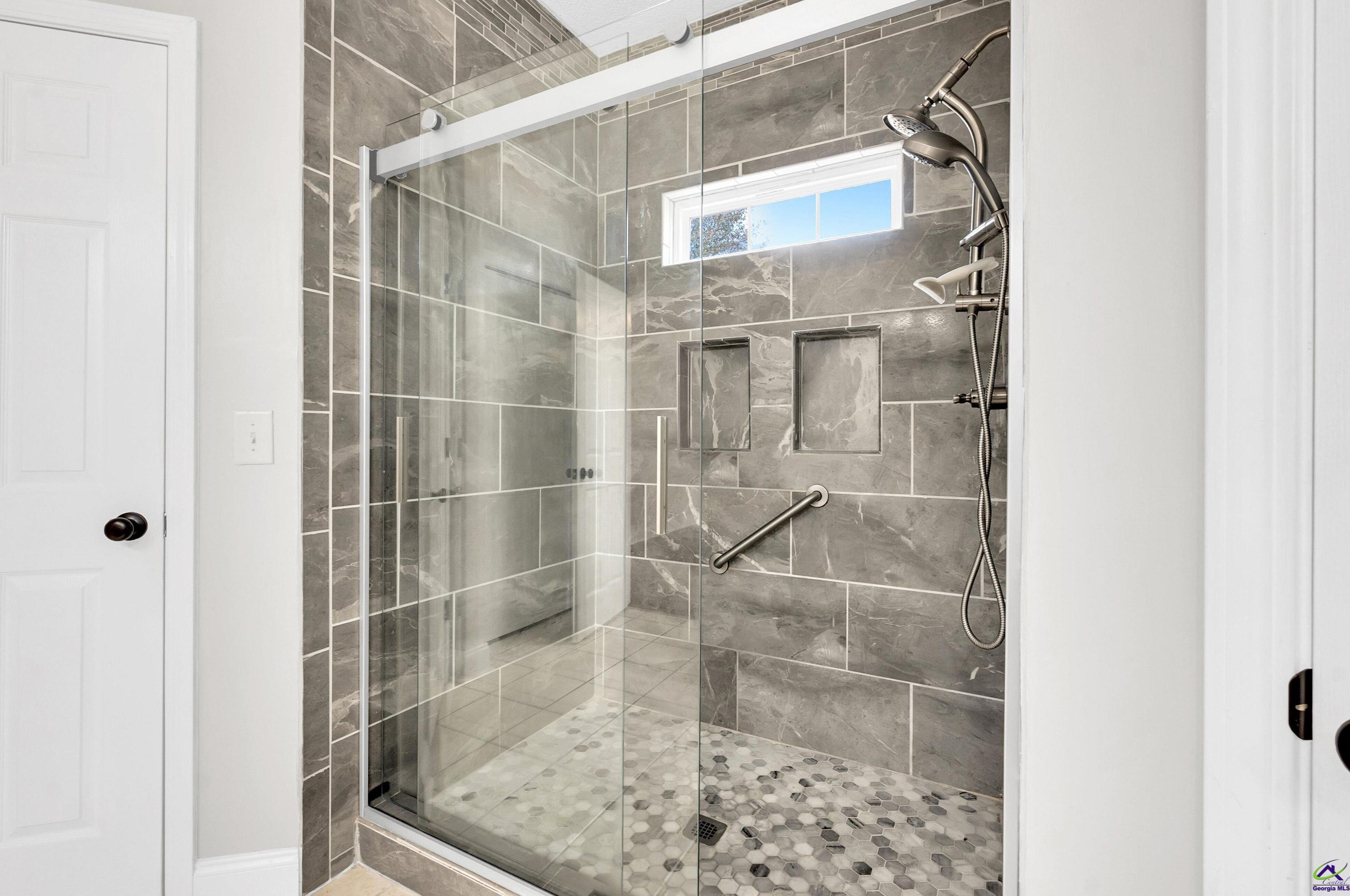 718 Bay Laurel Cir, Warner Robins GA  31088-2953 exterior