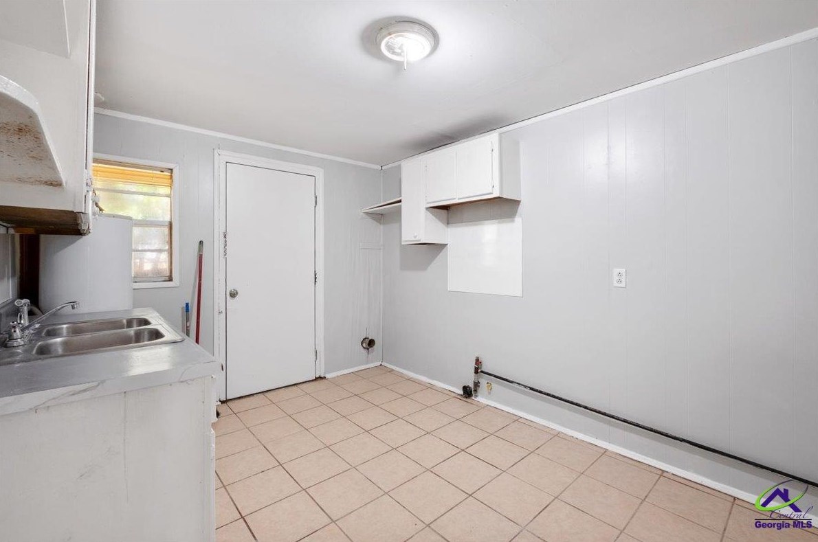 1029 Maple St, Macon GA  31201-1739 exterior