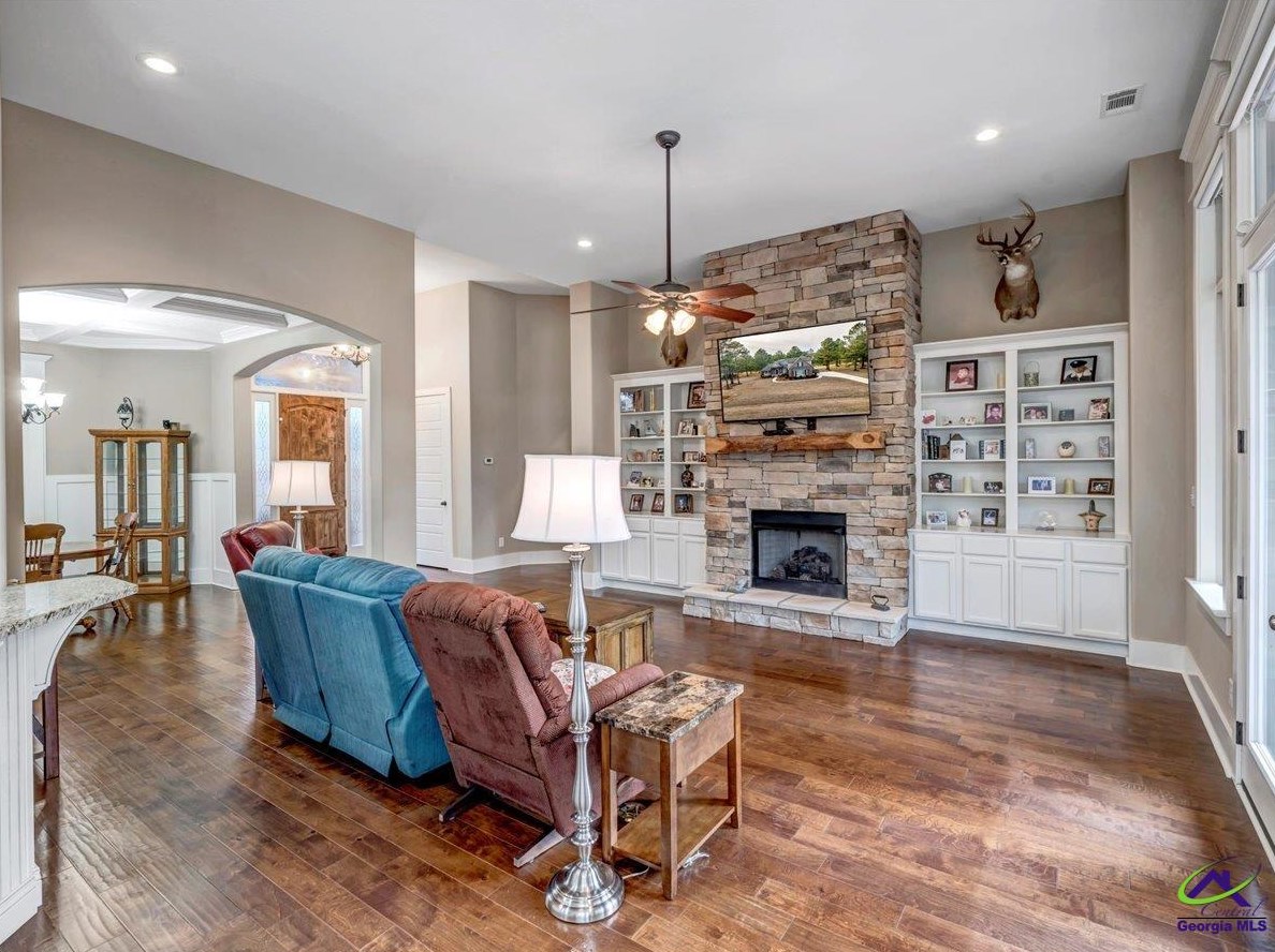 4060 Roundtop Cir, Perry GA  31069-7806 exterior