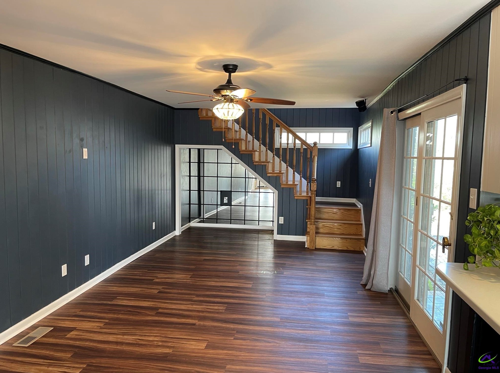 105 Woodland Dr, Warner Robins GA  31088-3847 exterior
