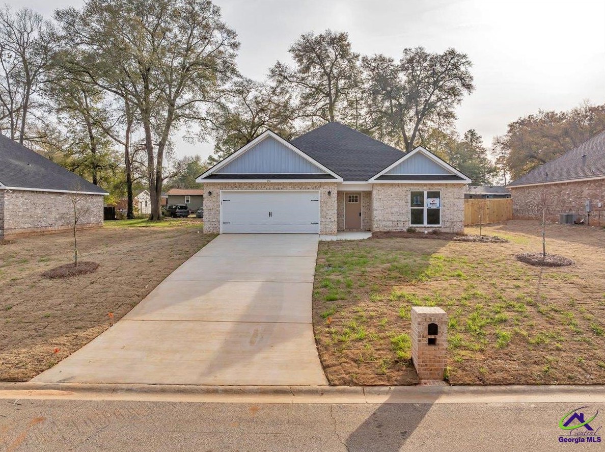214 Hill Ln, Perry GA  31069-5182 exterior
