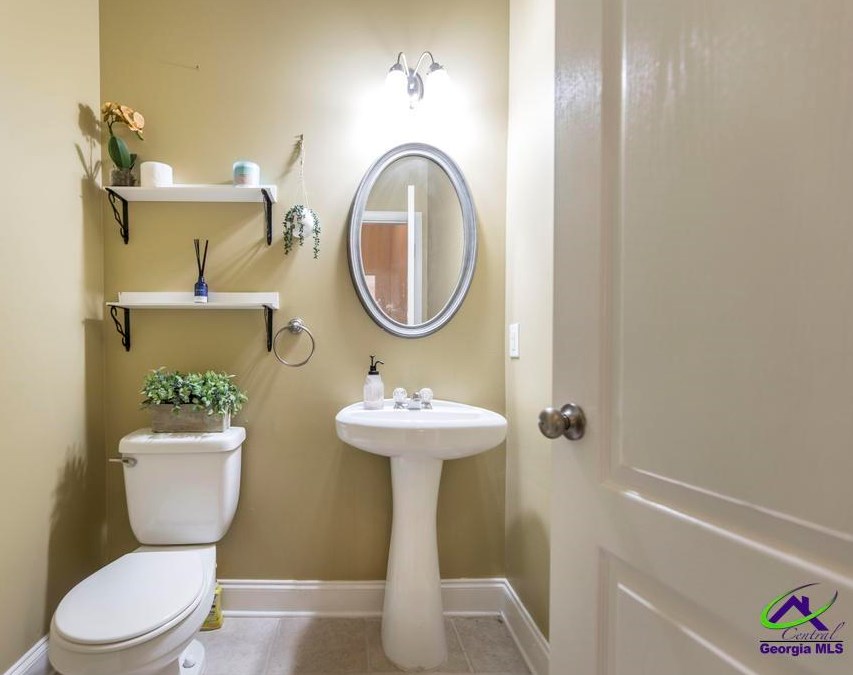 756 Ivy Brook Way, Macon GA  31210-5528 exterior