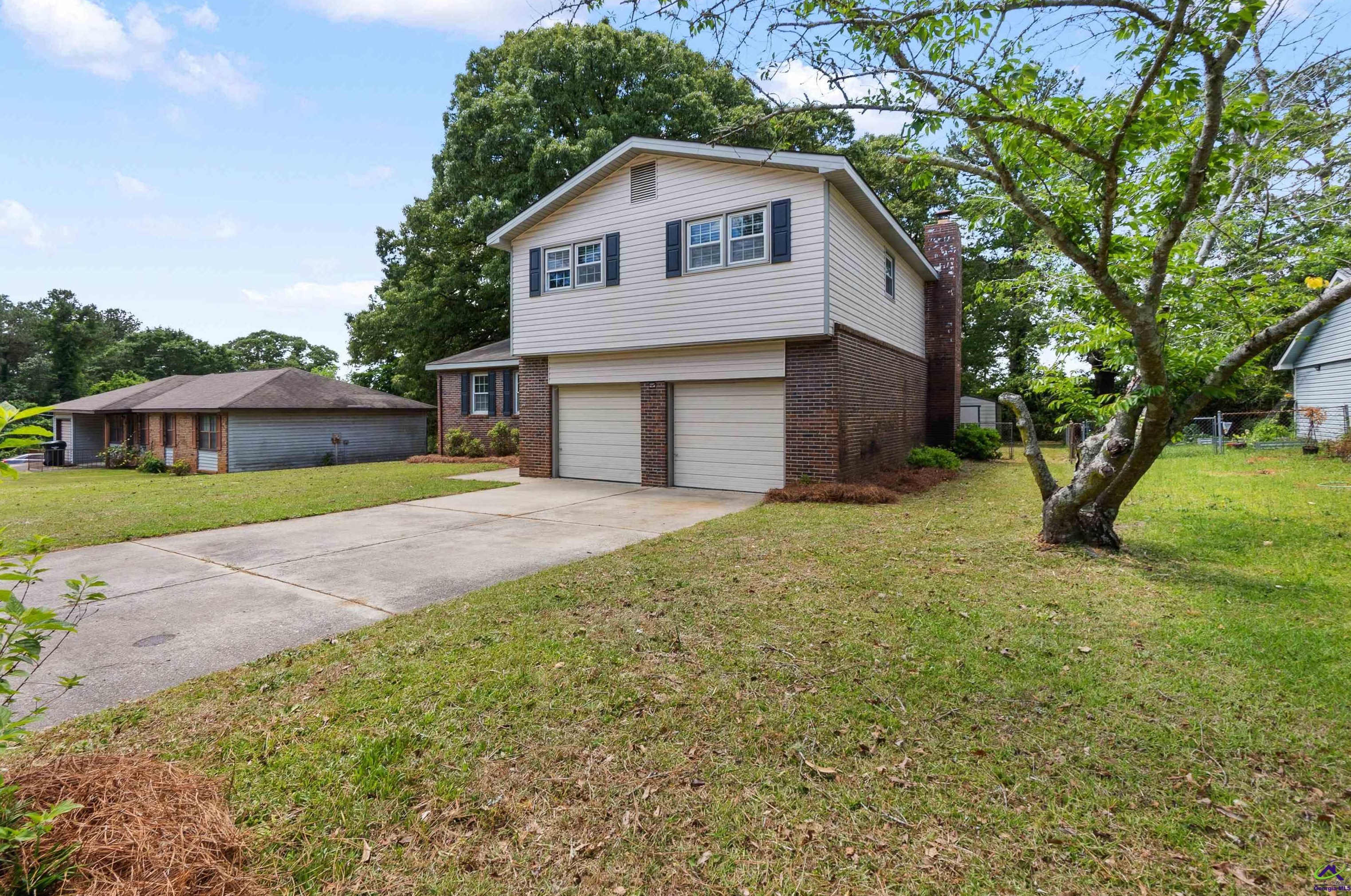 101 Devonshire Rd, Warner Robins GA  31088-4223 exterior