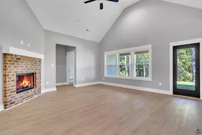 417 Lakeview Place, Macon, GA 31211 - Photo 7