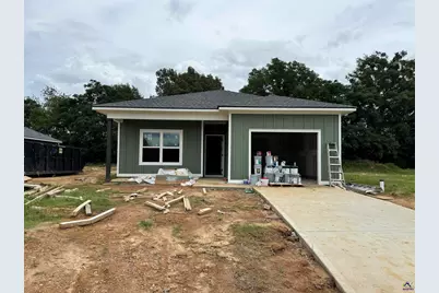123 Weeping Willow Way, Vienna, GA 31092 - Photo 1