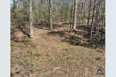 202 George Circle, Warner Robins, GA 31088 - Photo 1