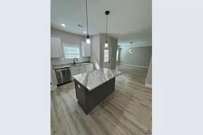 310 Beau Claire Circle, Byron, GA 31008 - Photo 7