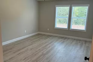 310 Beau Claire Cir, Byron, GA 31008 - Photo 11