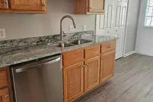 243 Katelyn, Warner Robins, GA 31088 - Photo 5