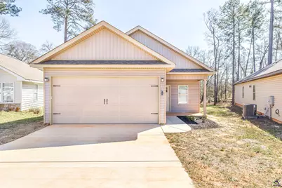 139 Rolling Woods Circle, Warner Robins, GA 31088 - Photo 1