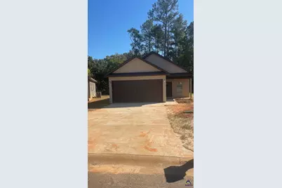 139 Rolling Woods Circle, Warner Robins, GA 31088 - Photo 1