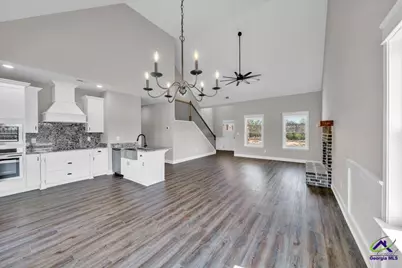 426 Burlington Drive, Macon, GA 31052 - Photo 3