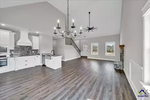 426 Burlington Dr, Macon, GA 31052 - Photo 3