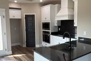 442 Burlington Dr, Macon, GA 31052 - Photo 5