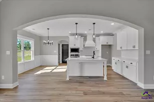 438 Burlington Dr, Macon, GA 31052 - Photo 15