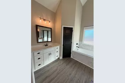 444 Burlington Drive, Macon, GA 31052 - Photo 3