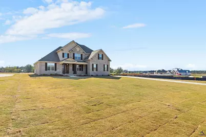 108 Pridgen Pass, Perry, GA 31069 - Photo 3