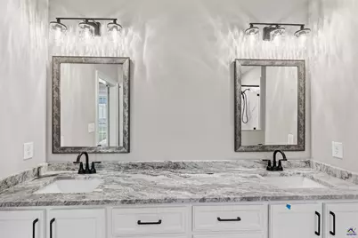 108 Pridgen Pass, Perry, GA 31069 - Photo 37