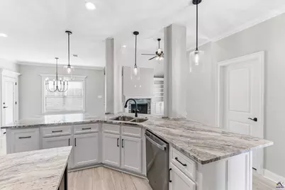 108 Pridgen Pass, Perry, GA 31069 - Photo 9