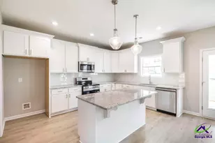 201 Bald Cypress Dr, Perry, GA 31069 - Photo 9