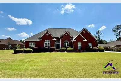 605 Victoria Circle, Warner Robins, GA 31088 - Photo 1