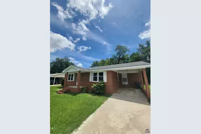 197 W Dykes Street, Cochran, GA 31014 - Photo 1