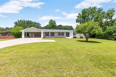 103 Chris Drive, Hawkinsville, GA 31036 - Photo 1