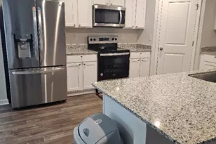 328 Shady Ln, Macon, GA 31206 - Photo 3