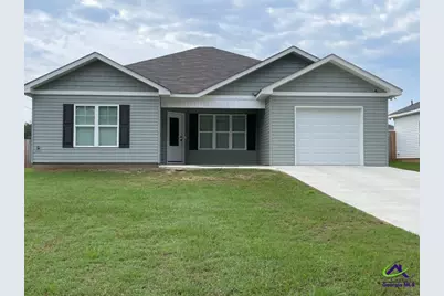 27 Joseph Rullo St, Hawkinsville, GA 31036 - Photo 1