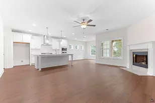 304 Airview Dr, Warner Robins, GA 31093 - Photo 13