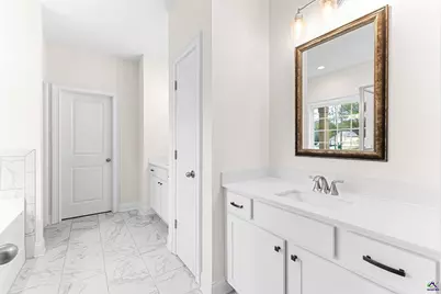 304 Air View Drive, Warner Robins, GA 31093 - Photo 37