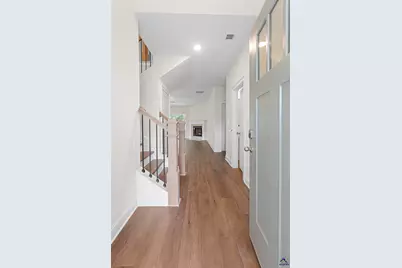 304 Air View Drive, Warner Robins, GA 31093 - Photo 11