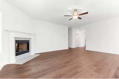 304 Air View Drive, Warner Robins, GA 31093 - Photo 15