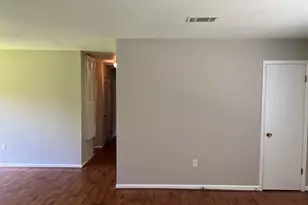 104 Merlin St, Warner Robins, GA 31093 - Photo 3