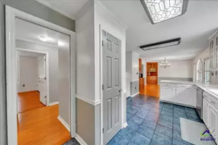 845 Tanglewood Cir, Dublin, GA 31021 - Photo 17