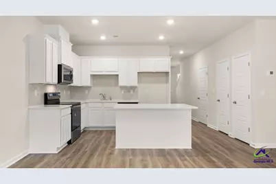 126 Kenmore Circle, Perry, GA 31069 - Photo 5