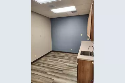 1260 Russell Parkway, Warner Robins, GA 31088 - Photo 11