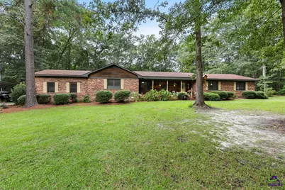 562 W Anderson Street, Oglethorpe, GA 31068 - Photo 1
