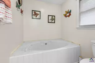 562 W Anderson St, Oglethorpe, GA 31068 - Photo 29