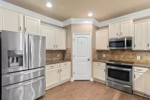 416 Red Hawk Pointe, Kathleen, GA 31047 - Photo 17