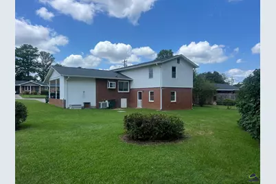 213 Self Street, Warner Robins, GA 31088 - Photo 3