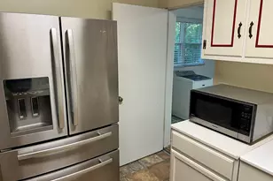 142 Rose St, Cochran, GA 31014 - Photo 11